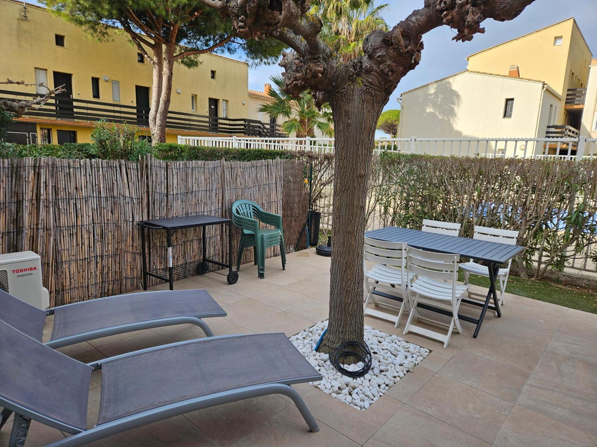 Cap D'Agde - Residence Estivales - Proche Naturiste - Terrasse - Wifi - Parking - Piscine - Clim Buitenkant foto
